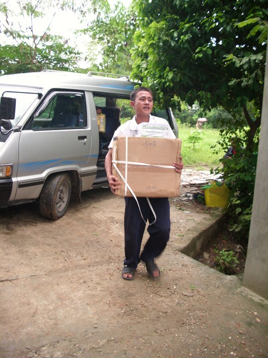 47568_1474013942056_1584905587_1127402_103817_n[1]