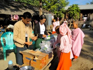 3 Donación Escuela Sagaing 2