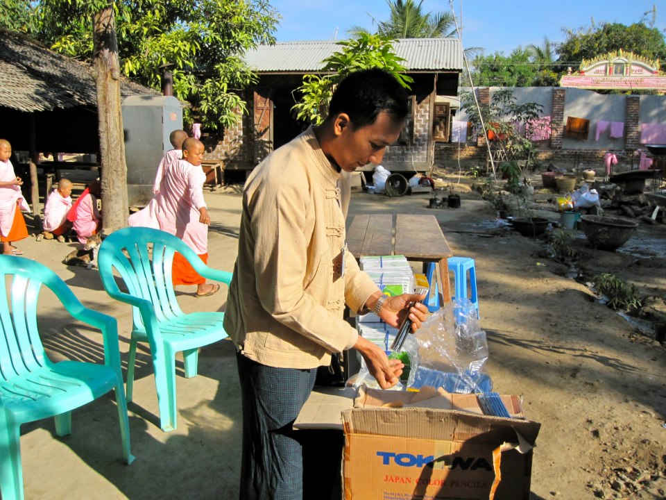 3 Donación Escuela Sagaing 6
