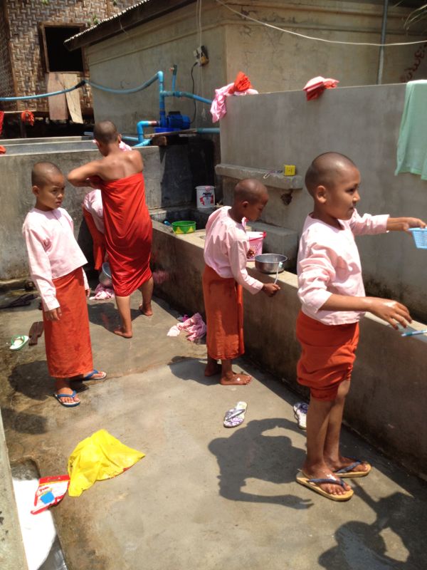 Voluntarios en Birmania 7